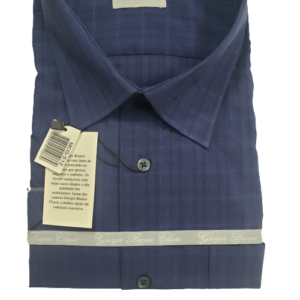Camisa manga curta azul passa fácil 65% poliéster e 35% de algodão