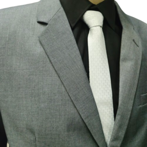 Terno cinza plus size