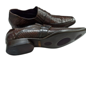 Sapato de couro legitimo