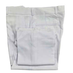Calça branca de gabardine